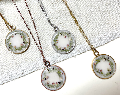 Fern Wreath on White -Circle Necklace