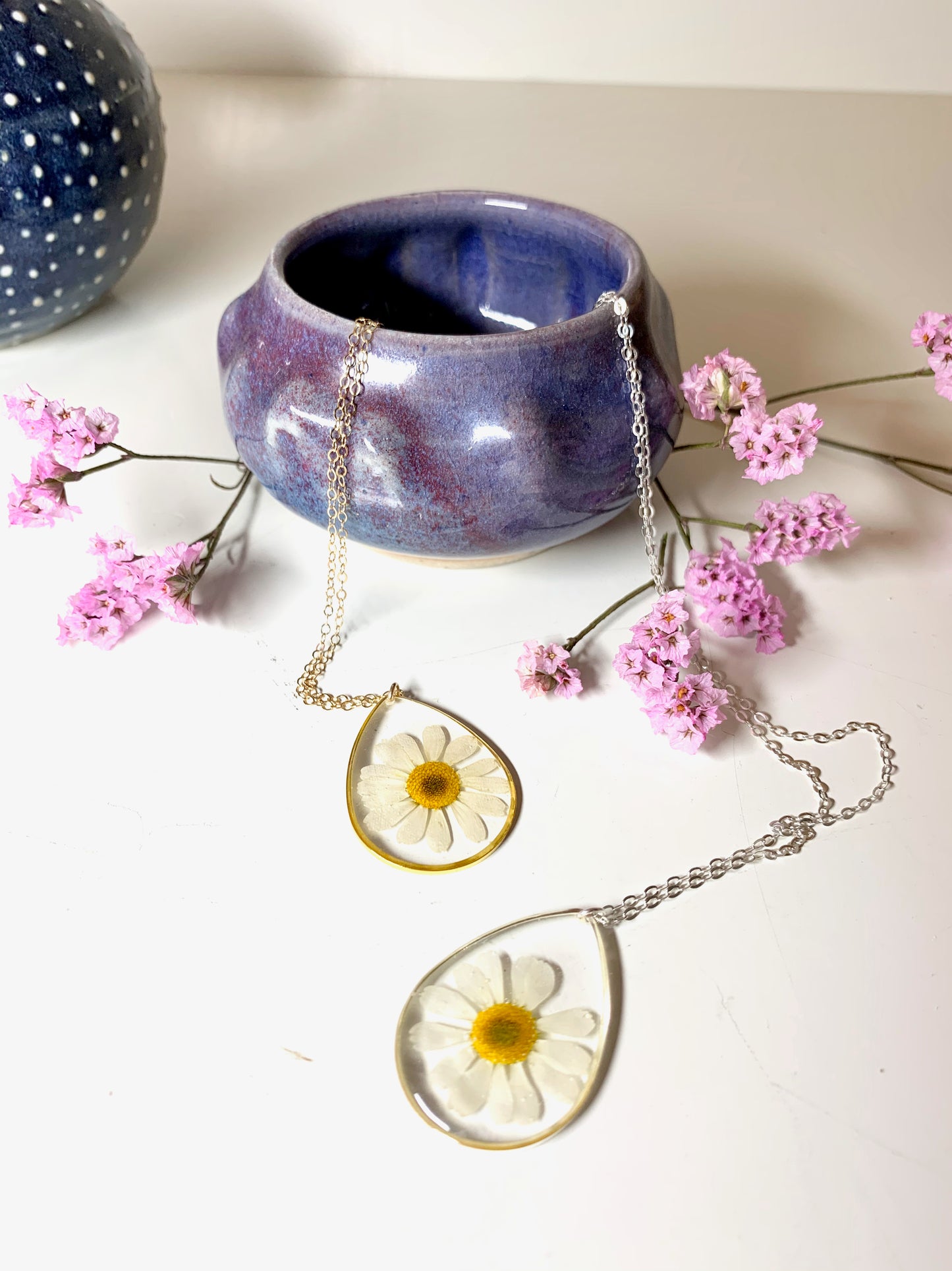 Silver Chamomile Flower Necklace